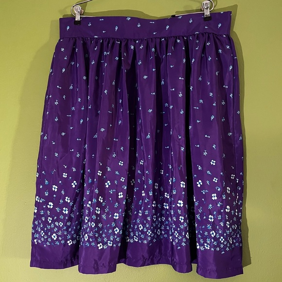 Cute Vintage Purple Skirt - Picture 1 of 2